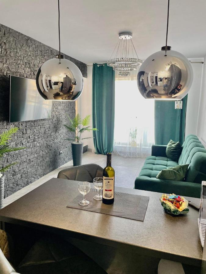 Apartamento Aici Te Simti Ca Acasa Iasi Exterior foto