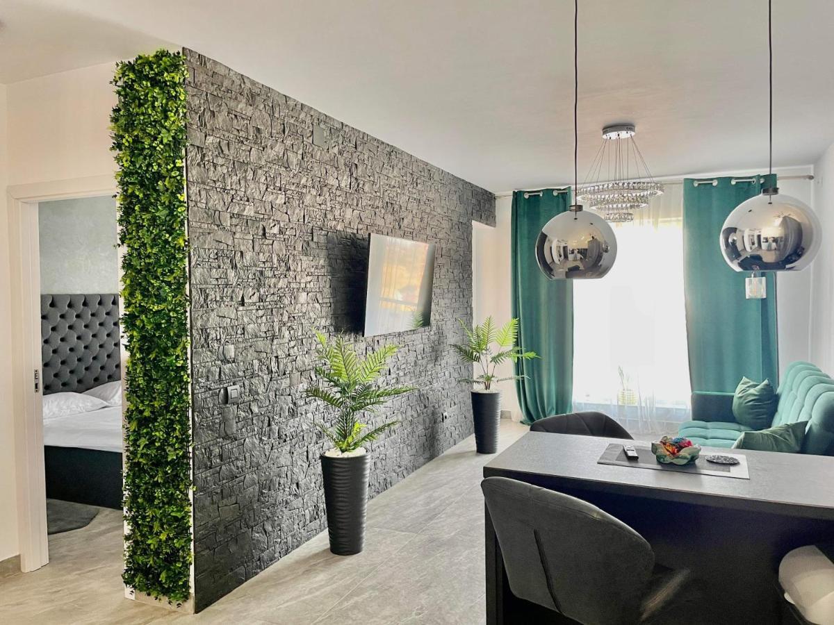 Apartamento Aici Te Simti Ca Acasa Iasi Exterior foto