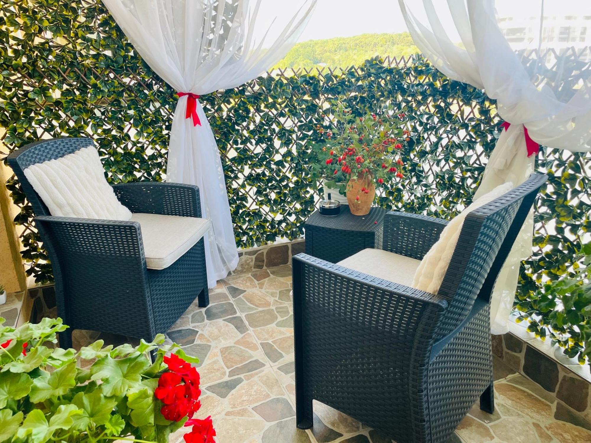 Apartamento Aici Te Simti Ca Acasa Iasi Exterior foto