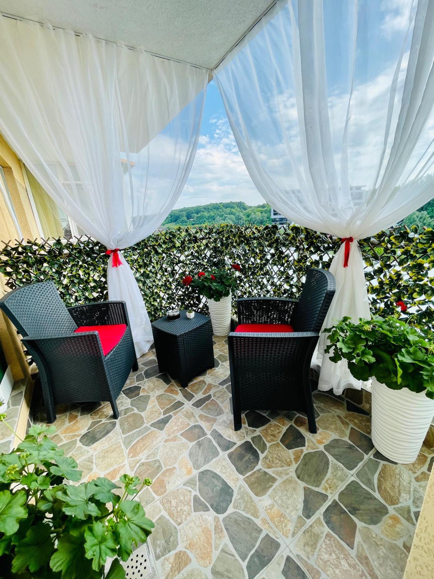 Apartamento Aici Te Simti Ca Acasa Iasi Exterior foto
