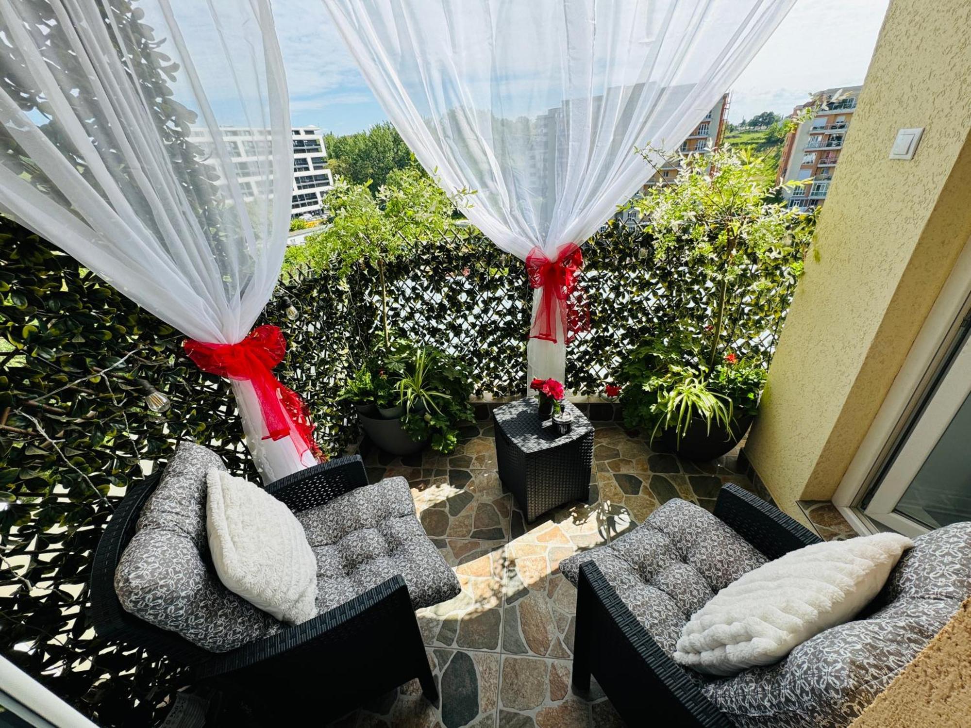 Apartamento Aici Te Simti Ca Acasa Iasi Exterior foto